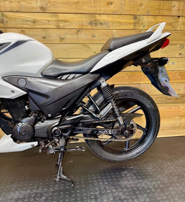 Honda CBF125 CB125f / 2013 model / covered 18.4k miles 