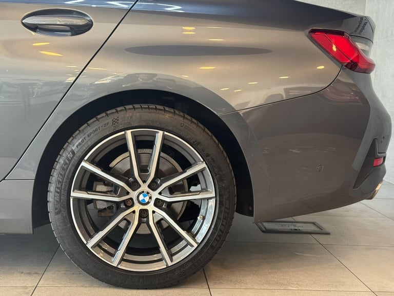 2019 BMW 3 Series 2.0 320i Sport Auto Euro 6 (s/s) 4dr SALOON Petrol Automatic