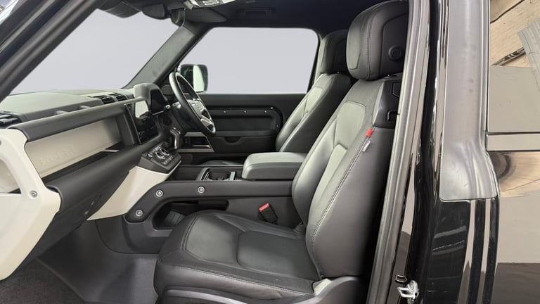 2024 Land Rover Defender Diesel Estate 3.0 D300 X-Dynamic HSE 90 3dr Auto SUV Diesel Automatic