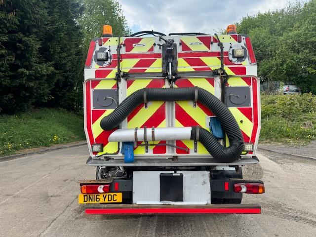 2016 16 DAF LF 180 E6 12T Scarab Merlin dual sweep road sweeper ex council