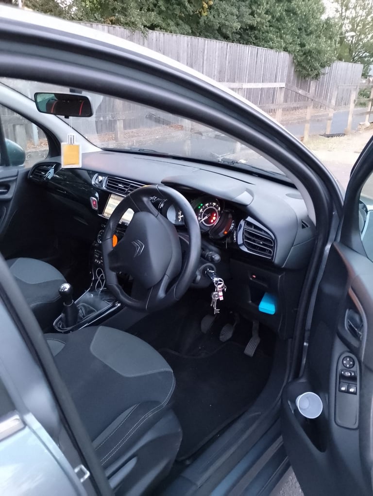 Citroen C3 connexion 1.4 petrol 