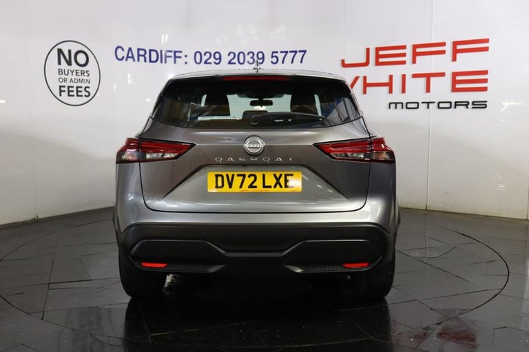 2022 Nissan Qashqai 1.3 DIG-T MHEV Acenta Premium 5dr (APPLE CAR PLAY, REV CAMERA) Manual