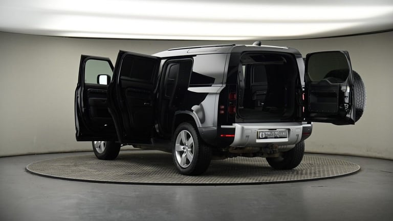 2022 Land Rover Defender 110 3.0 D300 MHEV HSE Hard Top SUV 5dr Diesel Auto 4WD MWB Euro 6 (s/s) ...