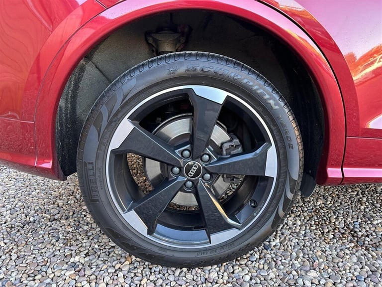 2019 Audi Q5 2.0 TDI 40 Black Edition S Tronic quattro Euro 6 (s/s) 5dr SUV Diesel Automatic