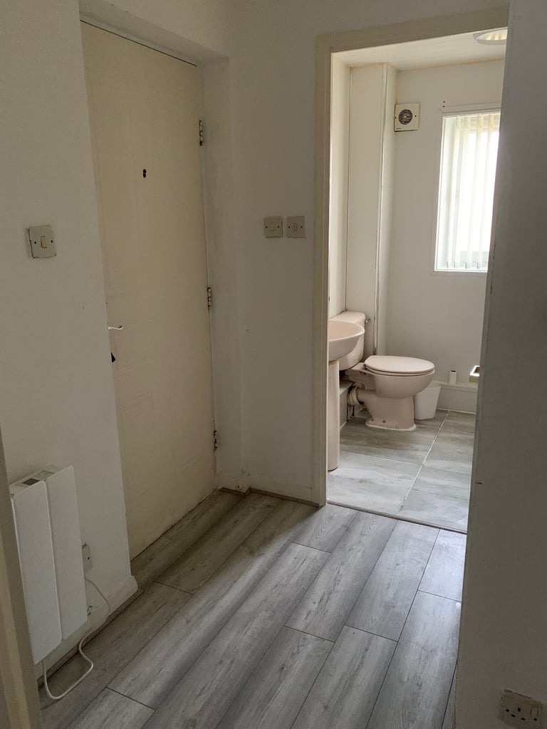 West End flat for rent 