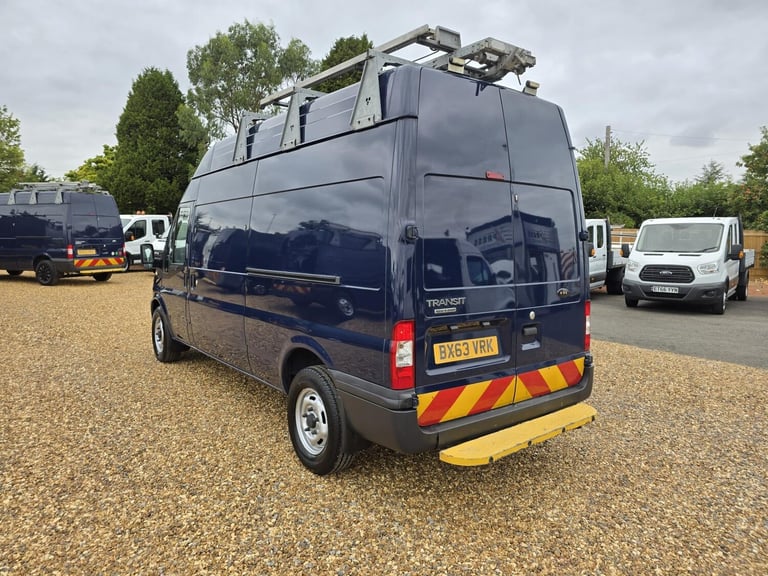 2013 Ford Transit 2.2 TDCi 350 Panel Van 5dr Diesel Manual FWD L2 H1 (209 g/km, 123 bhp) Panel Va...