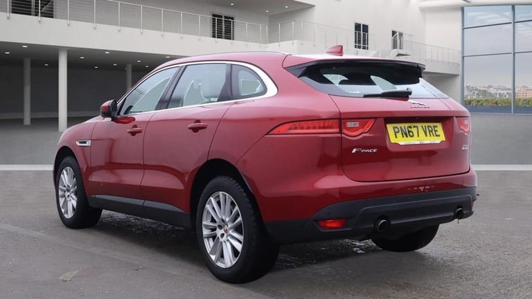 2017 Jaguar F-Pace 2.0 P250i Portfolio SUV 5dr Petrol Auto AWD Euro 6 (s/s) (250 ps) ESTATE Petro...
