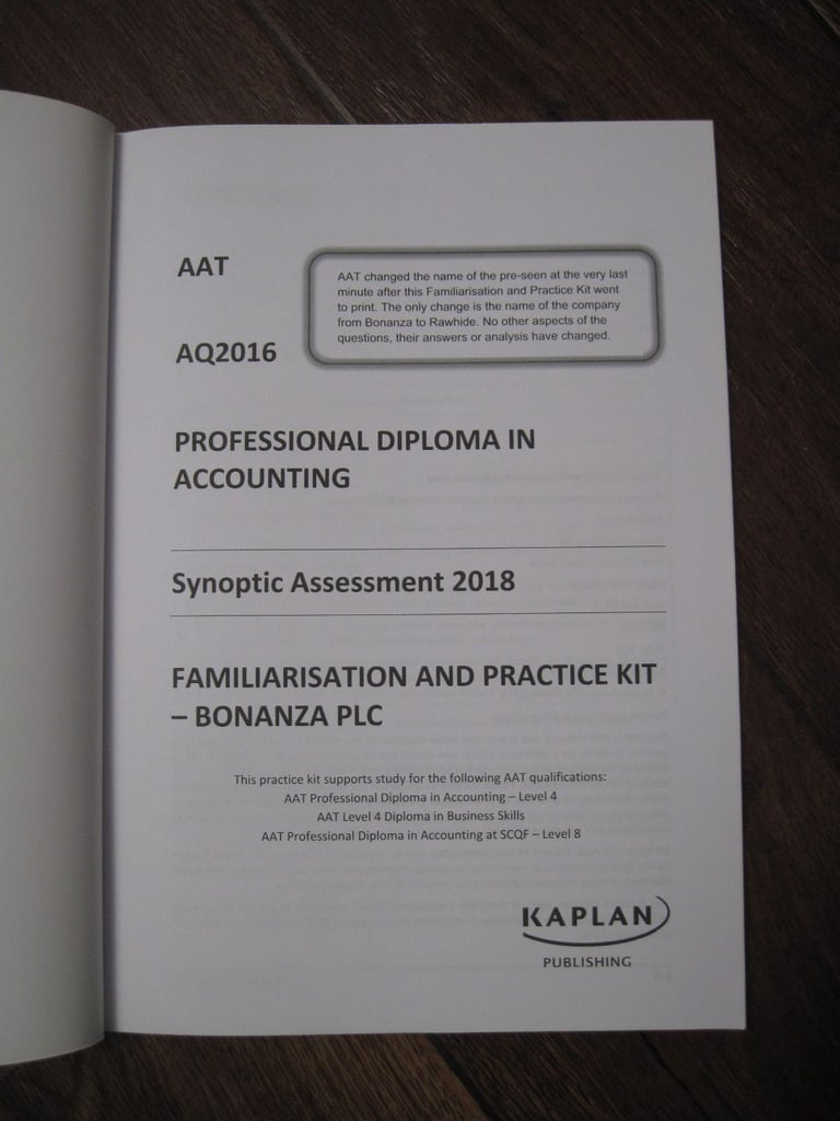 AAT Level 4 Exam Kit 2018/2019 - Kaplan Publishing (5 books)