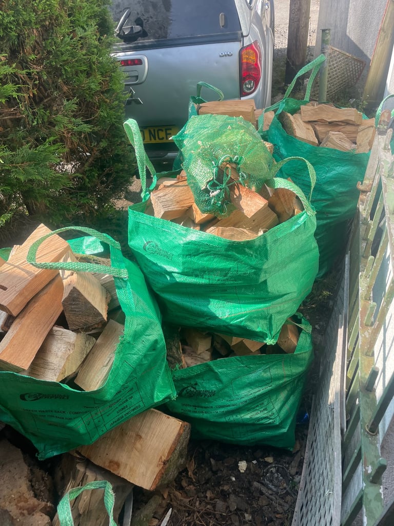 Firewood hardwood seasoned logs