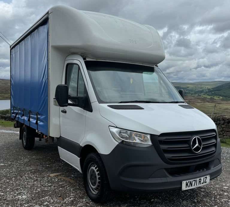 2022 Mercedes-Benz Sprinter 3.5t Progressive Chassis Cab CURTAIN SIDE CHASSIS CAB Diesel Manual