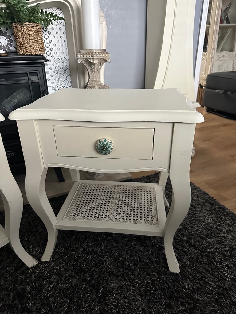 Lovely pair of cream bedside tables 