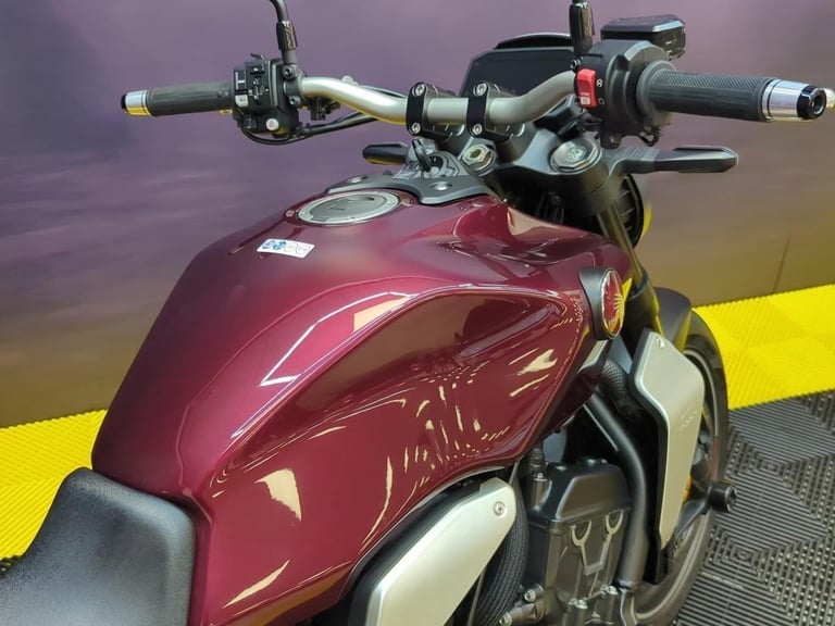 Honda CB 1000 R 2023 Low Miles Extras Fitted Stunning Colour