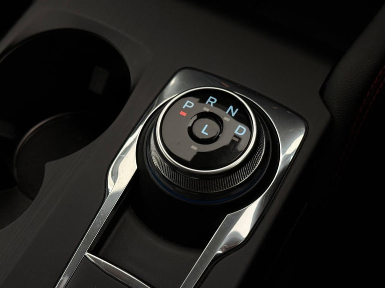 2022 Ford Kuga 2.5 EcoBoost Duratec 14.4kWh ST-Line CVT Euro 6 (s/s) 5dr HATCHBACK Petrol/Electri...