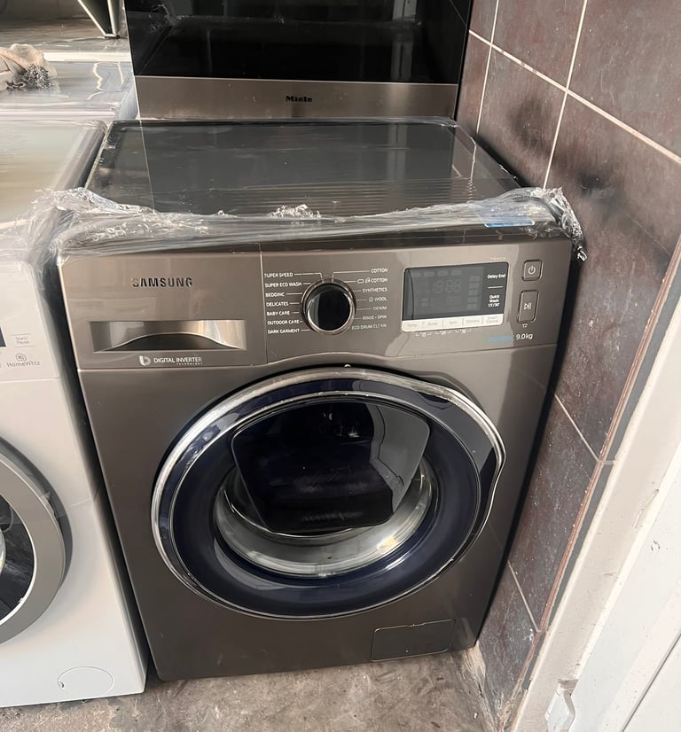 SAMSUNG ADDWASH 9KG Washing Machine silver 