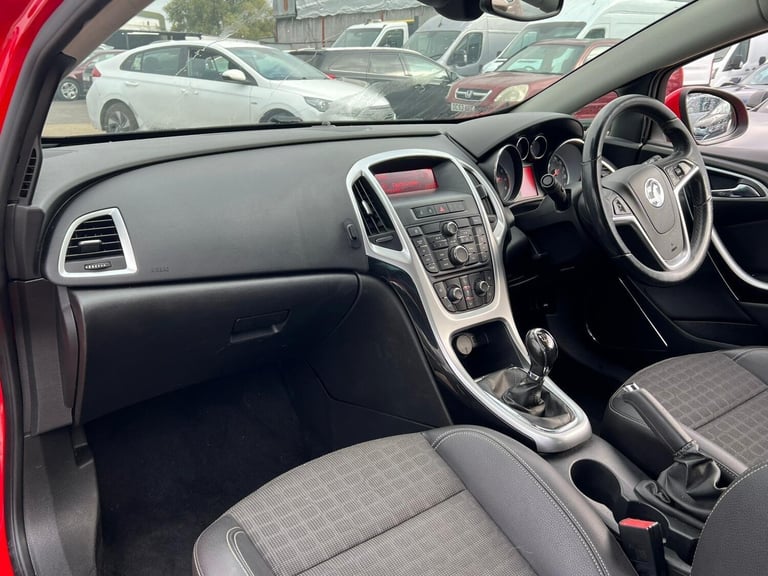 2013 Vauxhall Astra GTC 1.6T 16V SRi Euro 5 3dr HATCHBACK Petrol Manual