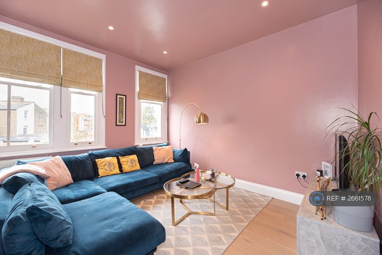 2 bedroom flat in Cavendish Road, London, SW12 (2 bed) (#2661578)