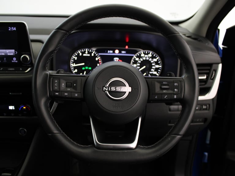 2022 Nissan Qashqai 1.3 DiG-T MH 158 Acenta Premium 5dr Xtronic Crossover/SUV PETROL Automatic