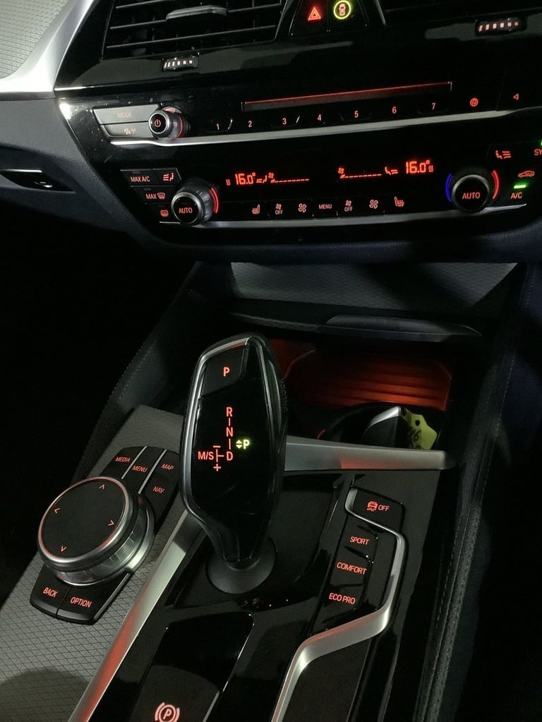 2017 BMW 5 Series 3.0 530d M Sport Touring 5dr Diesel Auto xDrive Euro 6 (s/s) (265 ps) Estate Di...