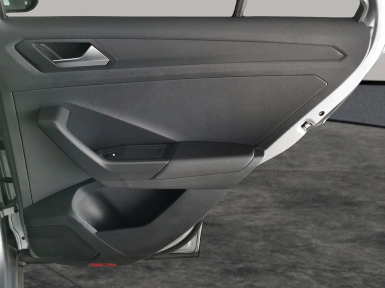 2022 Volkswagen T-Roc 1.5 TSI R-Line 5dr DSG HATCHBACK PETROL Automatic