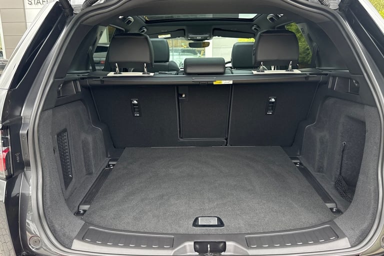 2025 Land Rover Discovery Sport 2.0 D200 Dynamic HSE 5dr SUV DIESEL Automatic