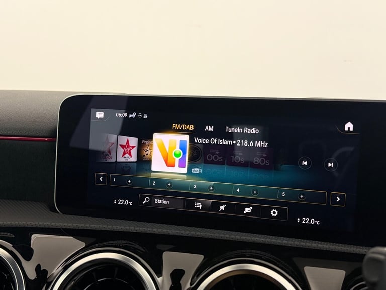 2020 Mercedes-Benz A-Class A180 AMG Line Executive 5dr Auto HATCHBACK PETROL Automatic