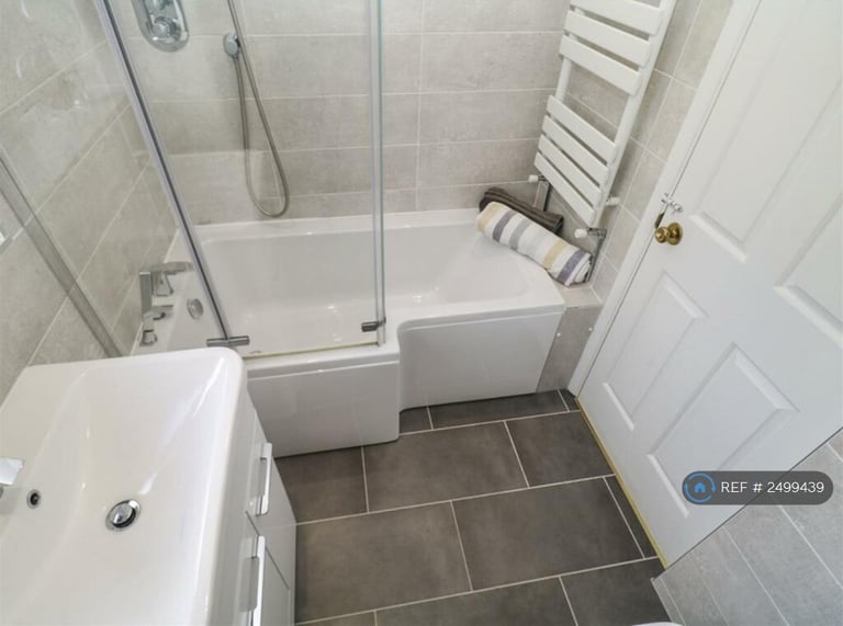 4 bedroom house in Muirfield Avenue, Doncaster, DN4 (4 bed) (#2499439)