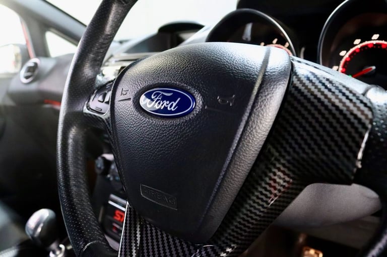 2015 Ford Fiesta 1.6 EcoBoost ST-2 3dr HATCHBACK PETROL Manual