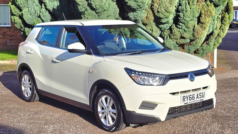 SSANGYONG TIVOLI 1.6 XDI 6 SPEED MANUAL ULEZ FREE 79K £2000 NO OFERS 