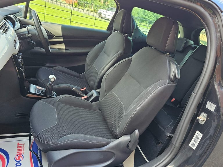 2010 Citroen DS3 1.6 HDi Black 3dr HATCHBACK DIESEL Manual