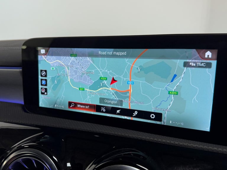 2022 Mercedes-Benz A-Class 1.3 A250e 15.6kWh AMG Line Edition (Executive) Saloon 4dr Petrol Plug-...