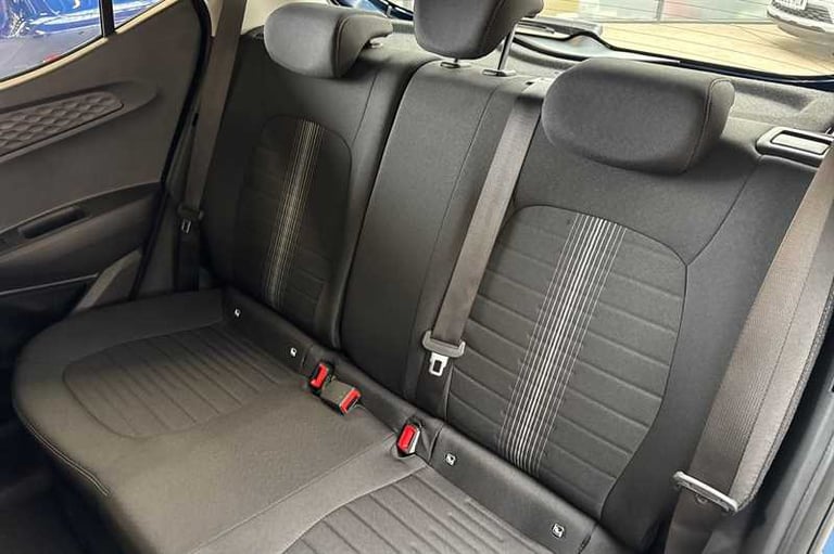 2025 Hyundai i10 1.0 Advance Hatchback 5dr Petrol Auto Euro 6 (s/s) (63 ps) Hatchback Petrol Auto...