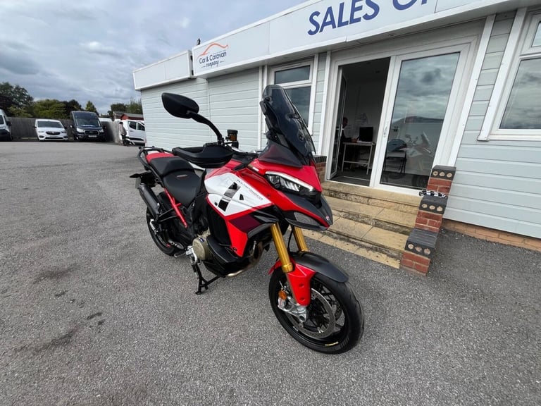image for 2022 22 DUCATI MULTISTRADA MOTORBIKE    DUCATI    V4 PIKES PEAK   WITH TOURING P