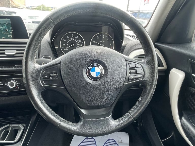 2016 BMW 1 Series 116d SE 5dr HATCHBACK Diesel Manual