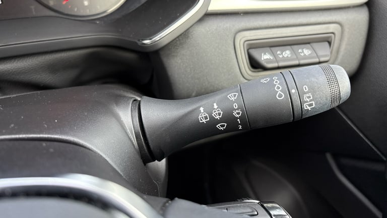 2022 Renault Captur 1.0 TCE 90 Limited 5dr Petrol Hatchback Hatchback Petrol Manual