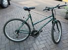 Ladies Raleigh Atlanta Bicycle. 20&quot; Wheel. Shimano Gears. Foot stand. Soft saddle!