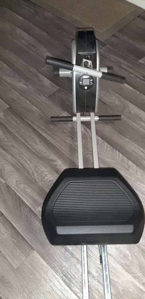 Pro Fitness Rowing Machine