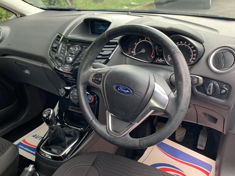 2015 Ford Fiesta 1.25 Zetec Euro 6 3dr HATCHBACK Petrol Manual