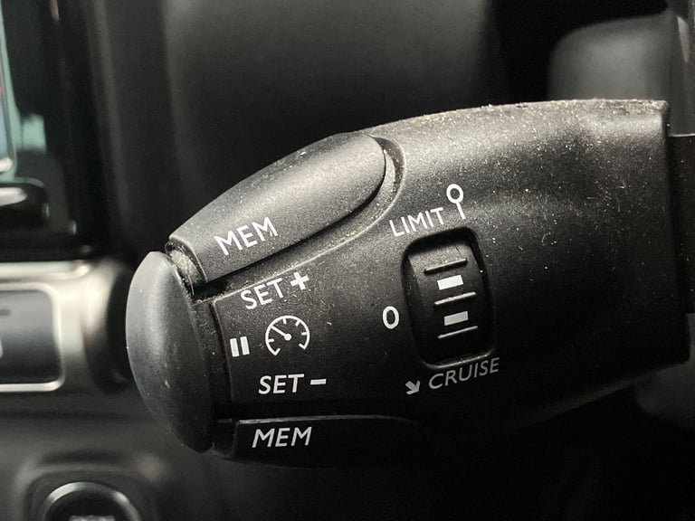 2022 Citroen C3 Aircross 1.2 PureTech 110 Shine Plus 5dr Hatchback PETROL Manual