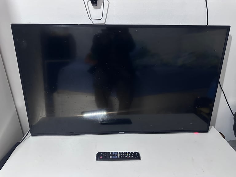 Free delivery 48”Samsung 4k Smart LED UHDTV 