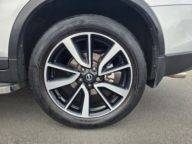 Nissan X-Trail Tekna 2016 79k 1.6 DCI 4x4 Chrome pack