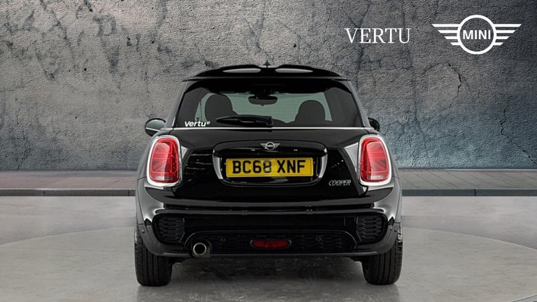 2018 MINI Hatch 1.5 Cooper Sport II 3dr Auto Petrol Hatchback Hatchback Petrol Automatic