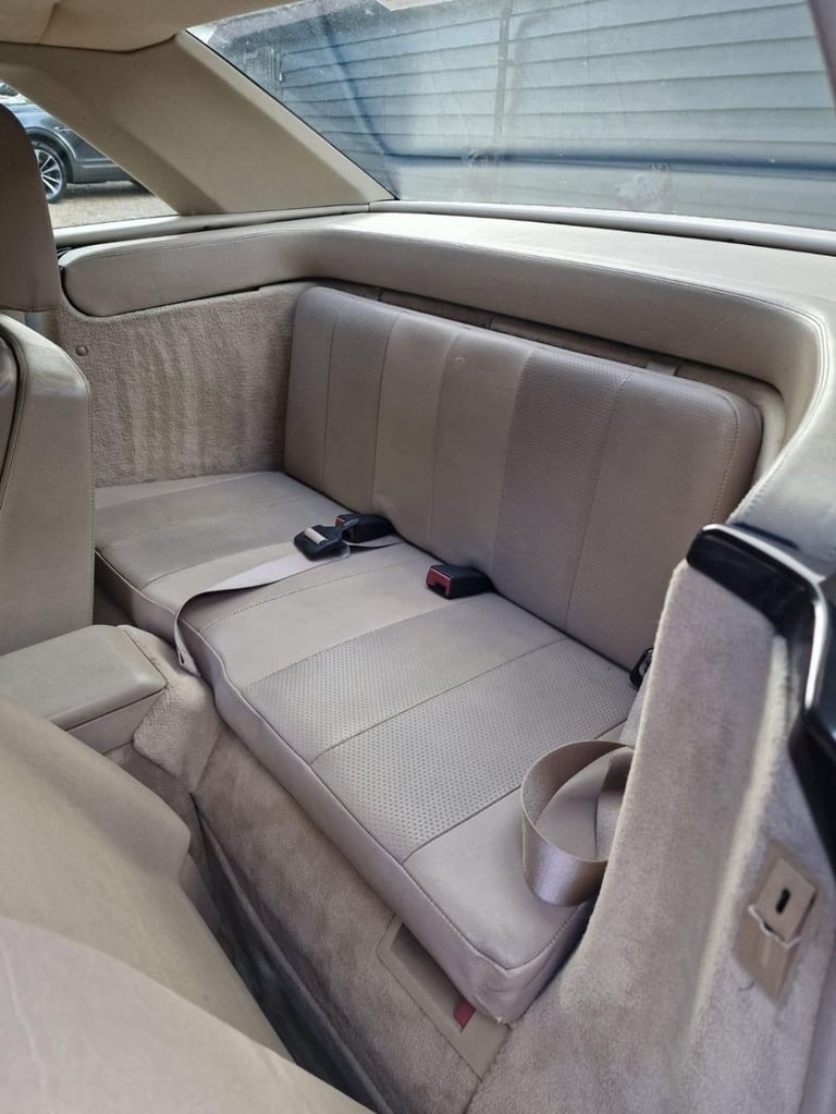 1992 Mercedes-Benz SL 3l 2d  AUTO  190 BHP Convertible Petrol Automatic