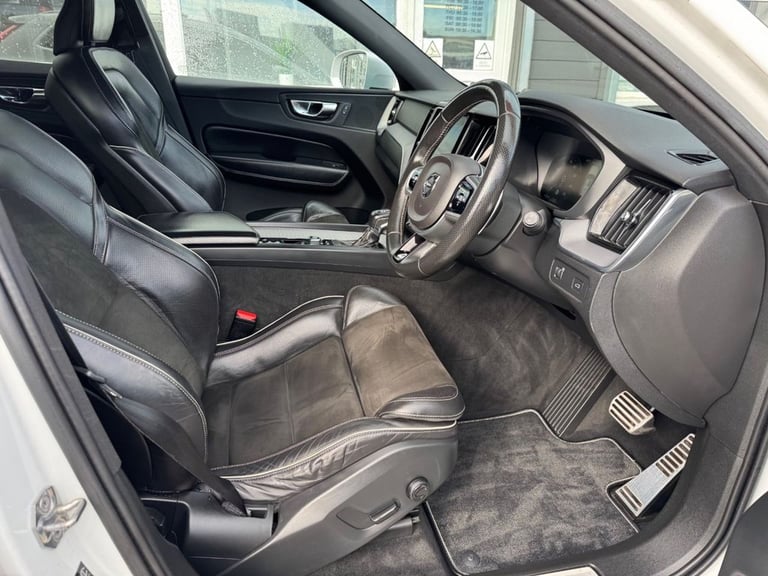 2018 18 VOLVO XC60 2.0 D4 R-DESIGN SUV 5DR DIESEL AUTO AWD EURO 6 (S/S) (190 PS)
