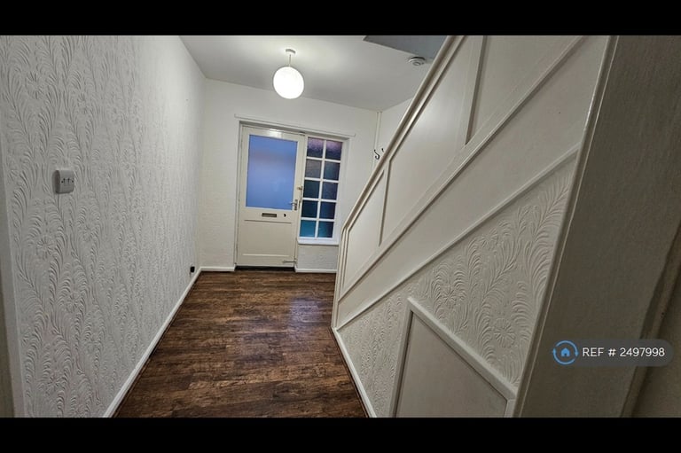 3 bedroom house in Smithy Lane, Leeds, WF3 (3 bed) (#2497998)