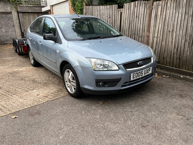 Ford focus ghia alloy wheels 16”