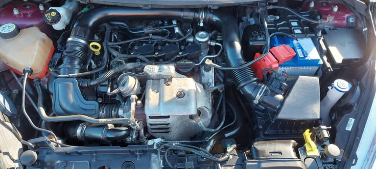 2014 Ford Fiesta 1.0 100ps EcoBoost s/s Zetec, ONLY 36,807 MILES