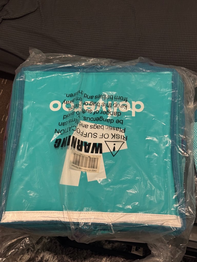 Food Delivery kit bag jacket phone holder 