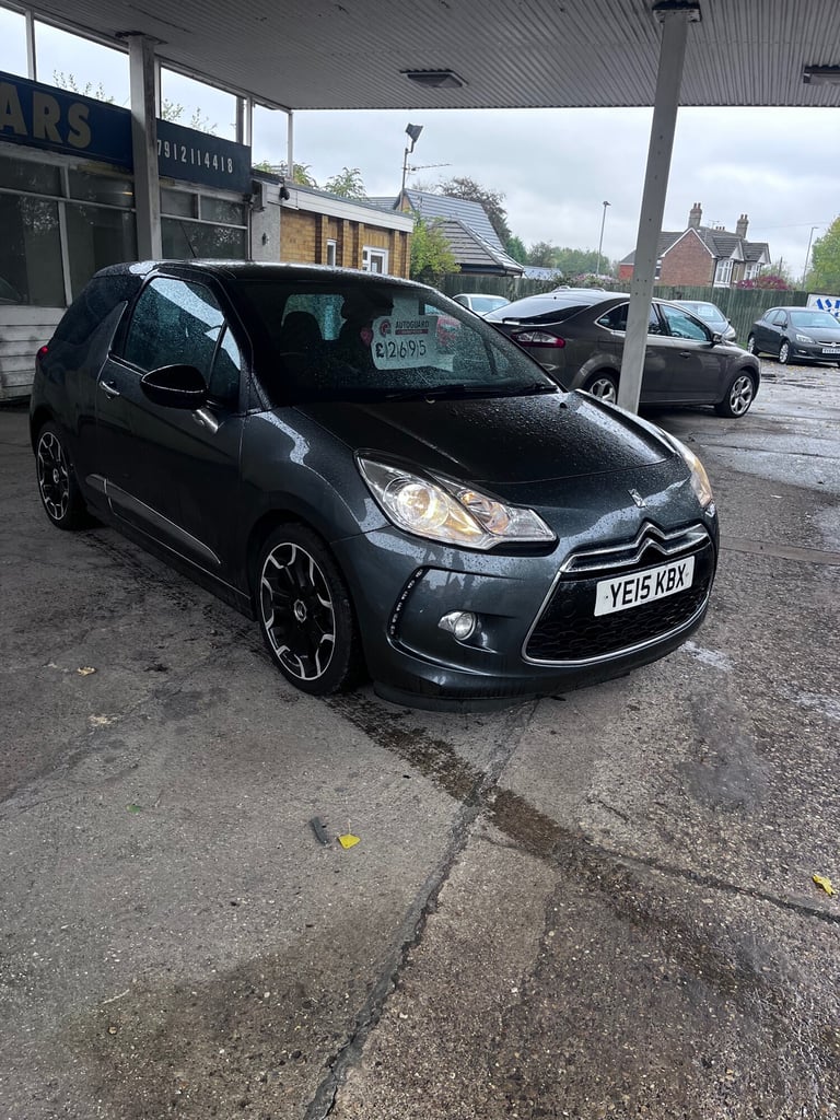 image for 2015 Citroen DS3 1.2 PureTech DStyle Plus 3dr HATCHBACK Petrol Manual