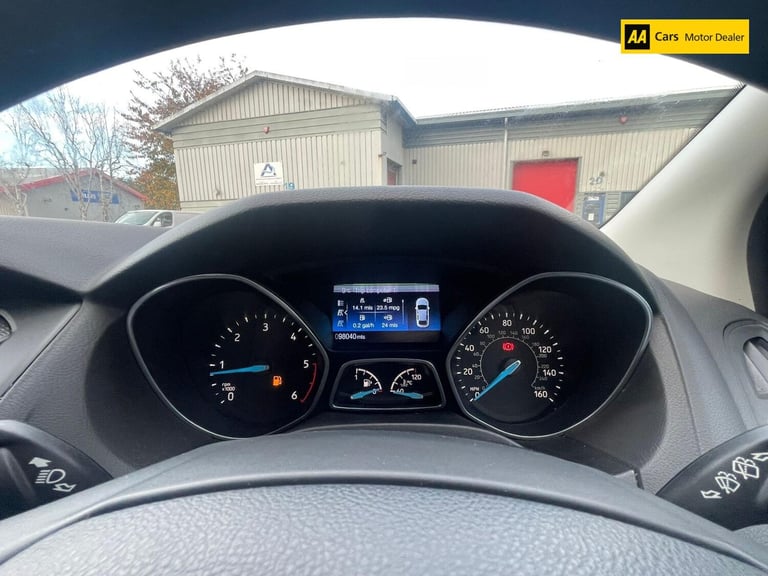 2015 Ford Focus 1.5 TDCi Zetec Hatchback 5dr Diesel Manual Euro 6 (s/s) (120 ps) Hatchback Diesel...
