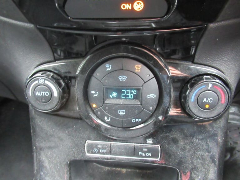 2013 63 FORD FIESTA 1.6 TDCI ECONETIC TITANIUM HATCHBACK 5DR DIESEL MANUAL EURO 